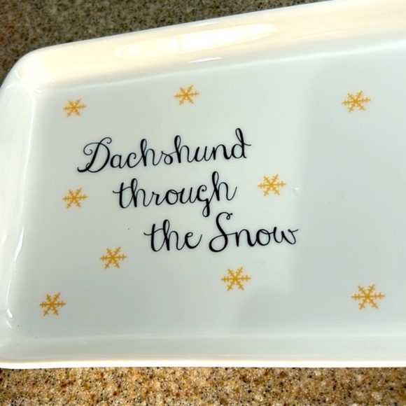 Milly Green British Design ‘Dachshund Through The Snow’ Tray and Matching Mug - Picture 9 of 17